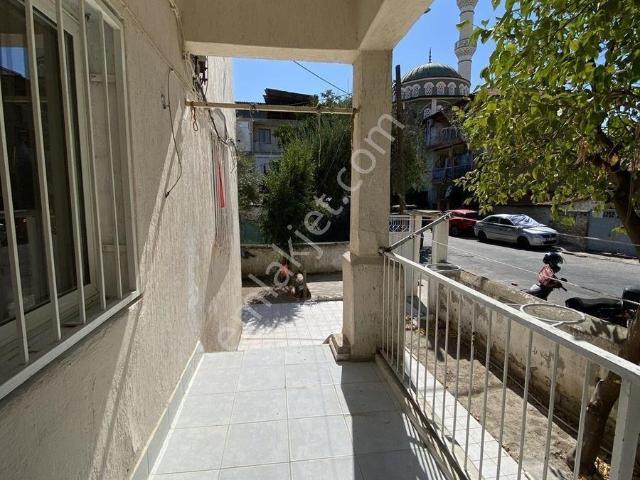 Çiğli’de Kiralık Merkezi Konumda 3+1 Bahçeli Daire