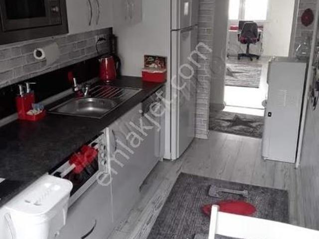 Çiğli Evka 2 Mahallesinde 2+1 Eşyalı Kiralık Daire