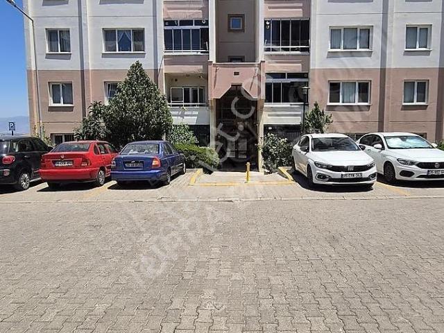 Çiğli Evka 5 Toki'de Satılık 3+1 Daire Boş Ve Hazır!