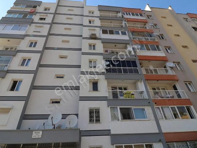 Çiğli Evka 6 Mah'de Full Tadilatlı Satılık 2+1 Daire