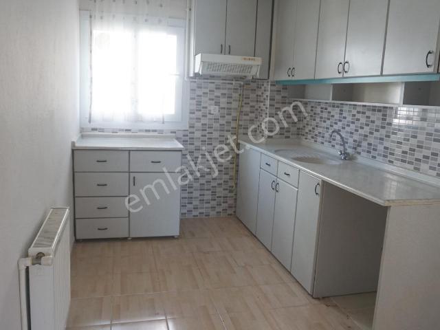 Çiğli Egekentte 3+1 Asansörlü Dogalgazlı Daire Çiğli Serkan Dan