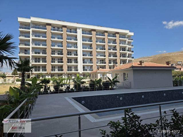 Çiğli,Golden Park Sts Havuz Peyzaj Cephe,Önü Açık 1+1