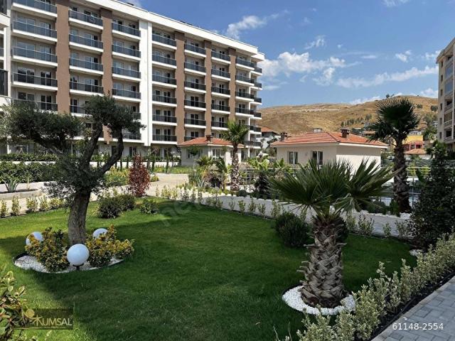 Çiğli Golden Park Site Satılık 1+1 FULL EŞYALI Havuz Cephe Daire