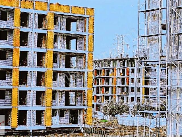 Çiğli Harmandalı Projeden Yüzme Havuzlu Site 2+1 Satılık Daire