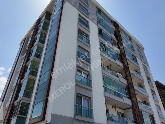 Çiğli İnönü'de Havuzlu Site İçinde Satılık Ferah 3+1 Daire