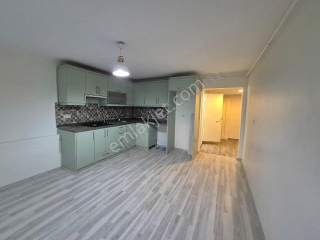 Şişli,inönü Mah,cadeye 2dk,tadilatlı,satılık Bahçe Kat 1+1 Daire