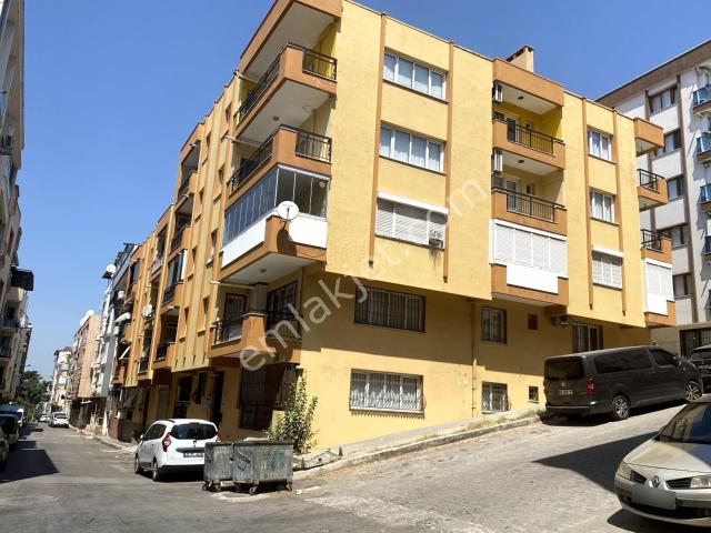 Çiğli Küçük Çiğlde Satılık 3+1 Doğalgazlı Daire