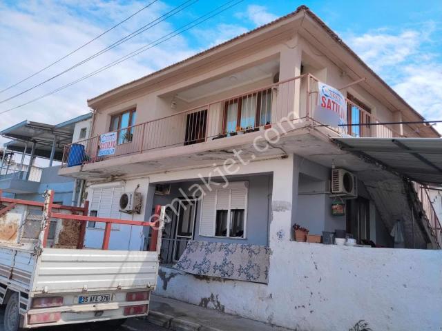 Çiğli Kaklıç'da Satılık 2+1 Kapalı Mutfak Daire
