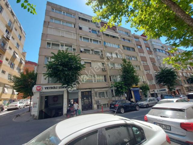 Şişli Kazım Orbay Caddesinde Asansörlü 2,5+1 Temiz Kiralık Daire