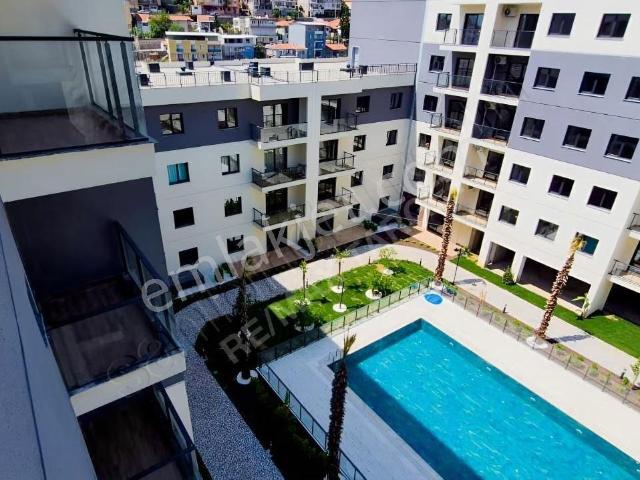 Çiğli Park Yaşam Atlantis Sitesinde Kiralık 1+1 Daire