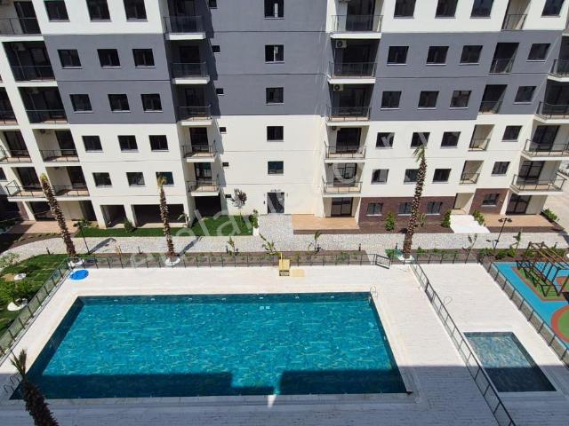 Çiğli Park Yaşam Atlantis Sitesinde Kiralık Daire