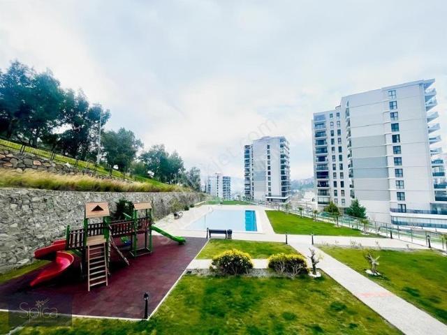 Çiğli Park Yaşam Santorini Havuz Manzaralı 1+1 Kiralık Daire