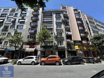 Şişli Sıracevizler Cad. Satılık 3+1 120 M² Net Kullanımlı Daire