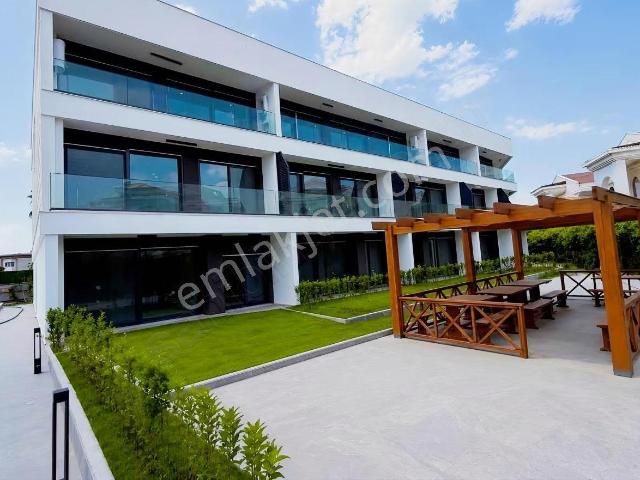 Çiğli Sasalı Passa Riva Sitesinde Satılık 3+1 Bahçeli Dubleks
