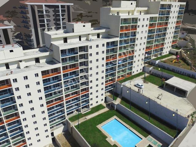 Çiğli Site İçerisidairende Satılık 1+1