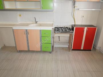 Çiğli Yakakentte Dogalgazlı Kiralık Daire Çiğli Serkan Emlakdan