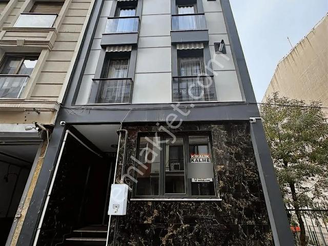 Şişli Yeni Binada Dubleks 1+1 Taşınmaya Hazır Boş Daire
