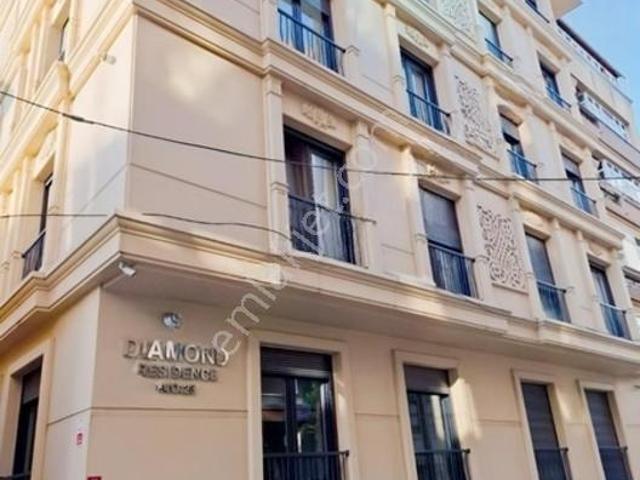 Şişli 19 Mayıs'da Yeni Bina'da Fırsat 1+1 Bahçe Katı