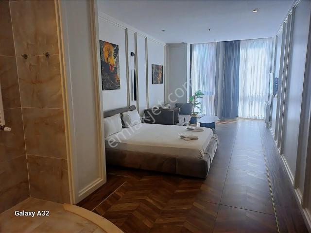 Şişlide Yeni Binada Lüks Eşyalı Kiralık Daire