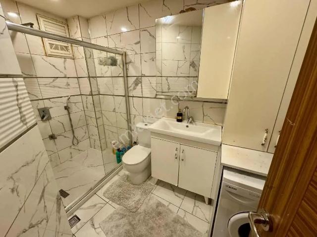 Şişli'nin Kalbinde Merkezi Konumda Tadilatlı Daire