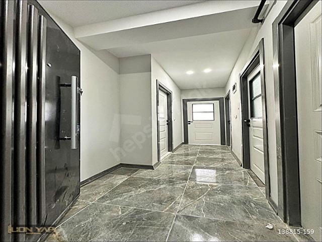 İLK EVİME UYGUN KAPALI OTOPARKLI METROBÜSE YAKIN 0 DAİRE !