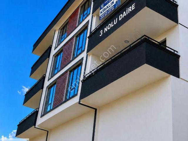 İlkadım Derecik'te Yerden Isıtmalı Kiralık 3+1 Daire'ler