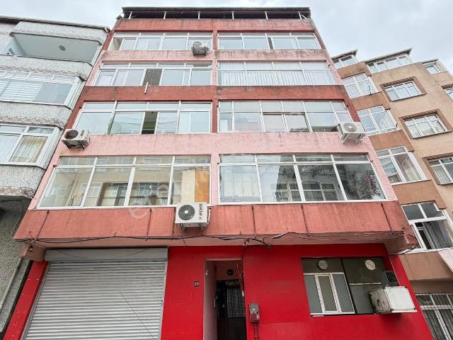 İlka'dan Cadde Üzeri 3+1 Eşyalı Kiralık Daire Metrobüse 3 Dk