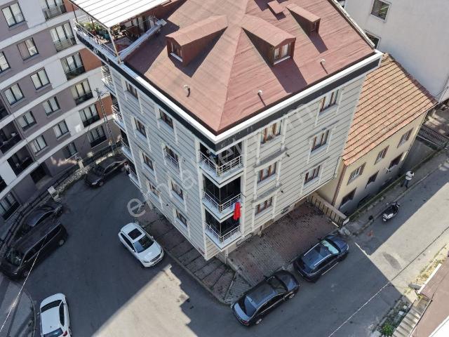 İlka'dan Karadolap Mh 1+1 Kiralık Daire Metroya 15 Dk Asansörlü