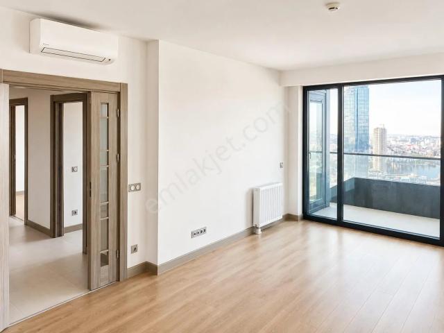 İlkbahar Mah. Başkent Emlak Konutları Cam Blok Kiralık 2+1 Daire