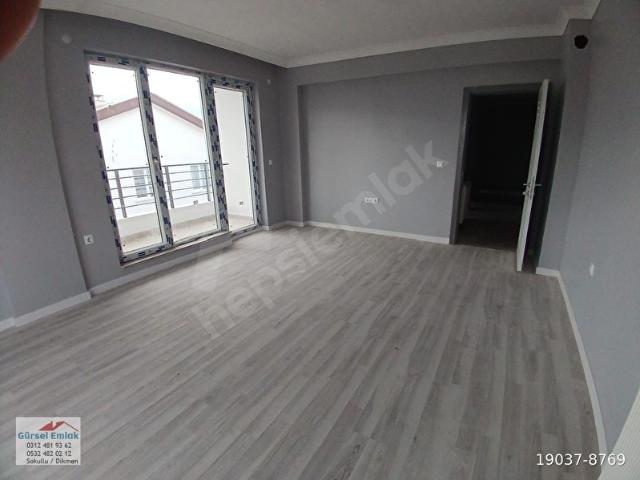 İLKER BİRİNÇİ CADDEYE YAKIN YENİ SIFIR BİNADA 2+1 100 M2 KOMBİLİ