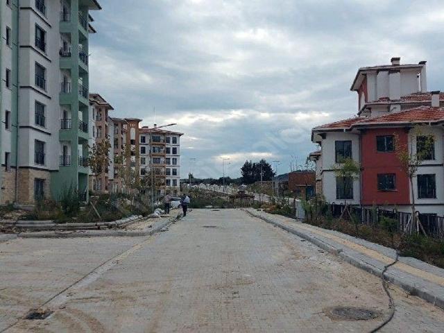 İLKİM'DEN DİKMECE 5 BÖLGE 2 ETAP TOKİ KONUTLARINDA KİRALİK UYGUN FİATA GİRİS KAT