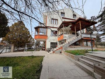 Prof Dr Ahmet Taner Kışlalı Mahallesi, Çankaya, Ankara ili, İç Anadolu Bölgesi