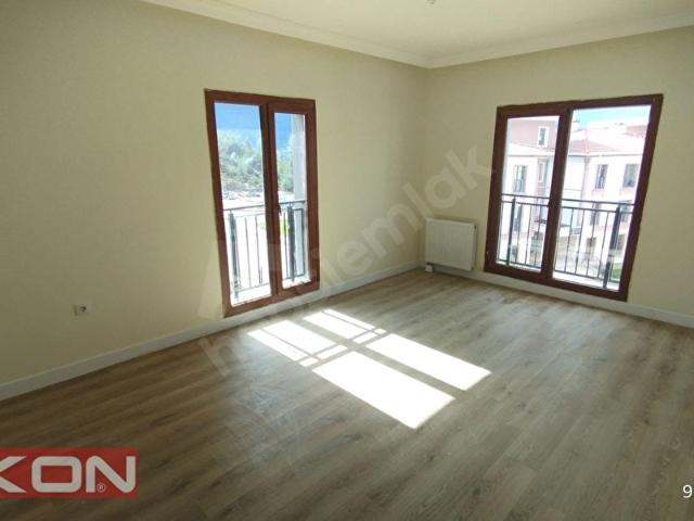 İLKON'DAN KARAÇULHA'DA ANKASTRELİ KİRALIK 2+1 SIFIR DAİRE