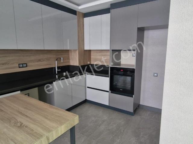 İpektaş Projesinde Ofis Kullanımına Uygun Kiralık 1+1 Daire