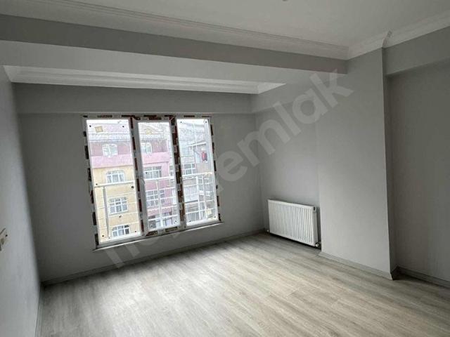 İPEK'TEN BAĞCILAR 100YIL DA 4+2 SATILIK SIFIR İSKANLI DAİRE