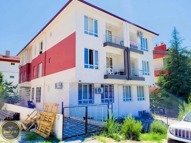 İpekyolu Gayrimenkulden Kurtuluş 1+1 Satılık Daire