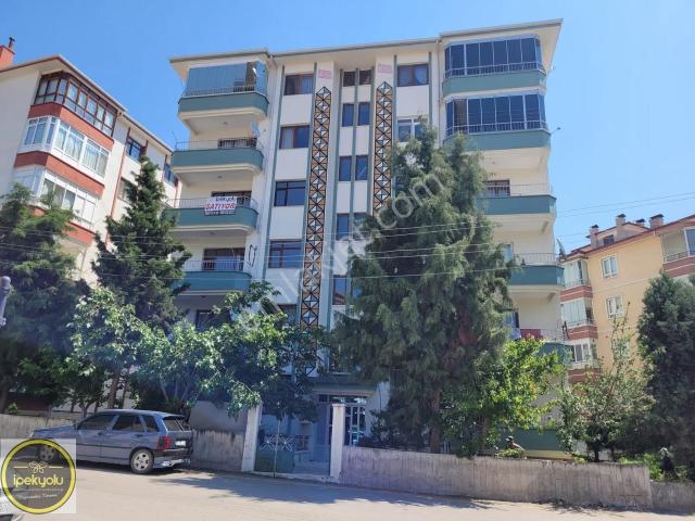İpekyolundan Hacıkara Aksoykentte 3+1 Satılık Daire