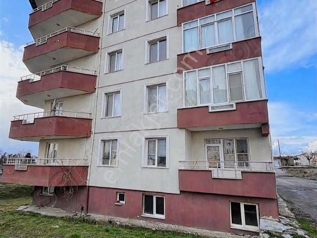 İpsala Hürriyet Cad. Ayçiçek Apt. 3+1 Satılık Daire!
