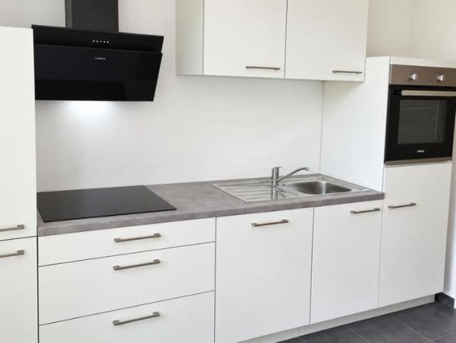 I Ruhiges Wohnen in Engelsdorf I gemütliche 2 RW mit Balkon und Einbauküche I Wanne und Dusche I