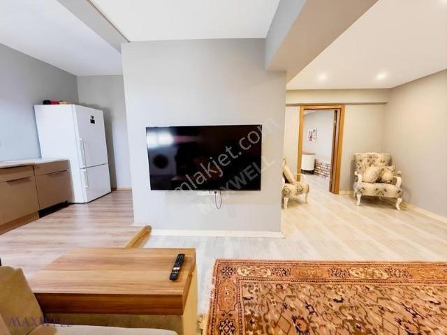 İrem Yapar'dan Olimpiyatköy Eşyalı Kiralık 1+1 Faturalar Dahil