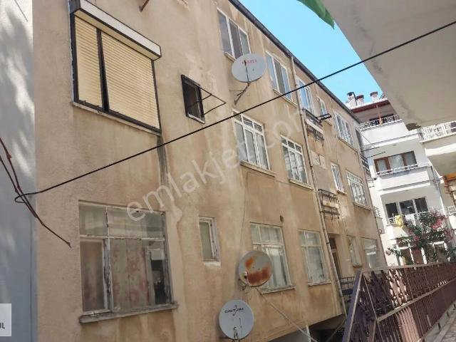 İstanbul'un İncisi Çınarcık'ta 95m2 2+1 Kombili balkonlu Daire