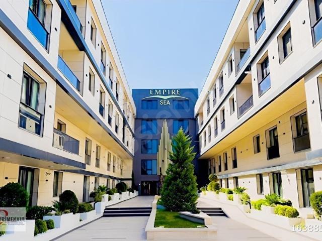 İSTANBUL BEYLİKDÜZÜ EMPIRE SEA SİTESİNDE SATILIK 2+1 DAİRE
