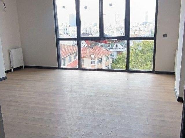 İstanbul Beşiktaş Dikilitaş 3+1 Dubleks Son Daire Özel Otopark Yeni Bina