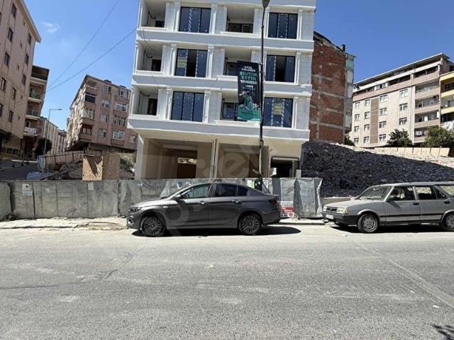 İSTANBUL GÜNGÖREN MERKEZ MAHALLESİNDE SATILIK SIFIR DAİRE