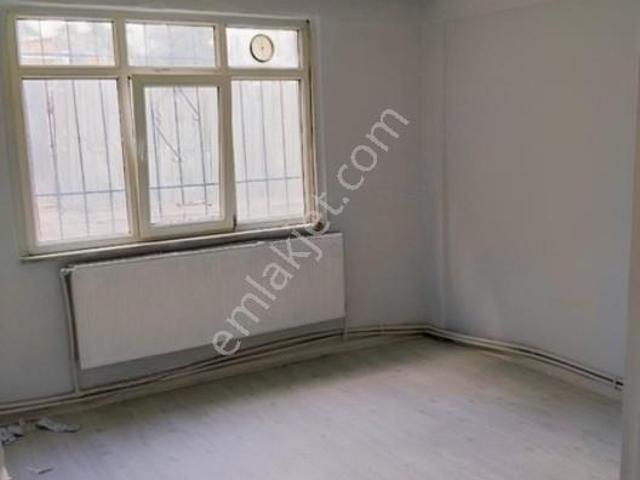 İstanbul Edenler Kemer Mahallesi 1+1 Kiralık Daire