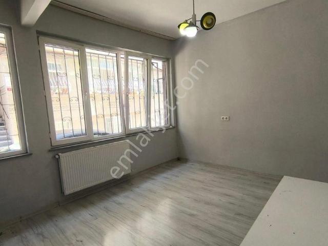 İstanbul Fatih Aksaray Mah 1+1 Kiralık Daire