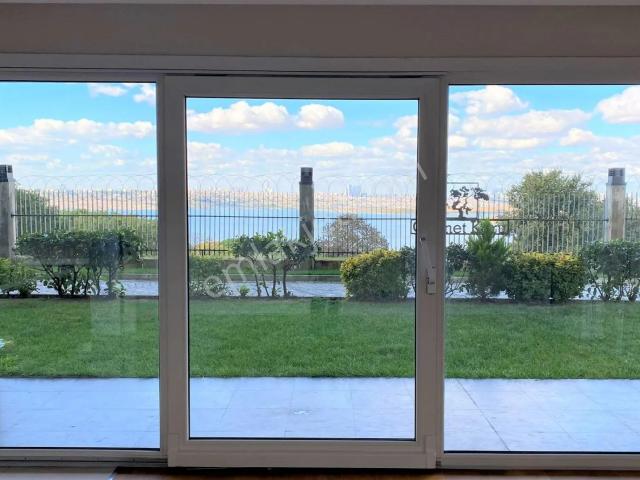 İstanbul House'dan Cennet Koruda Göl Manzaralı 2+1 Satılık Daire