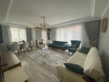 İstanbul House'dan B.evler Irmak Sk 3+1 Genç Bina Da Geniş Daire