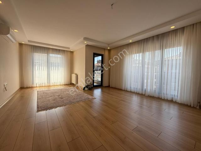İstanbul House'dan Bahçelievler'de 5+2 Emsalsiz Lüx Dublkes