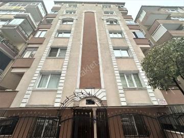 İstanbul House'dan Bahçelievler'de Eşyalı Asansörlü 3+1 Ara Kat